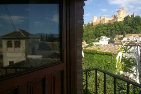 Stunning Alhambra View Balconies, In The Albayzin Apartment กรานาดา ภายนอก รูปภาพ