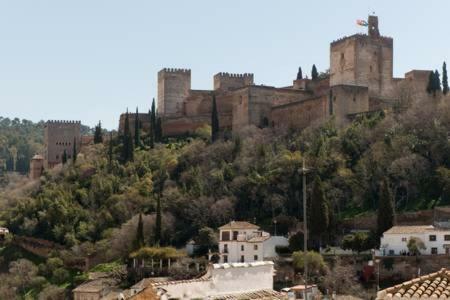Stunning Alhambra View Balconies, In The Albayzin Apartment กรานาดา ภายนอก รูปภาพ